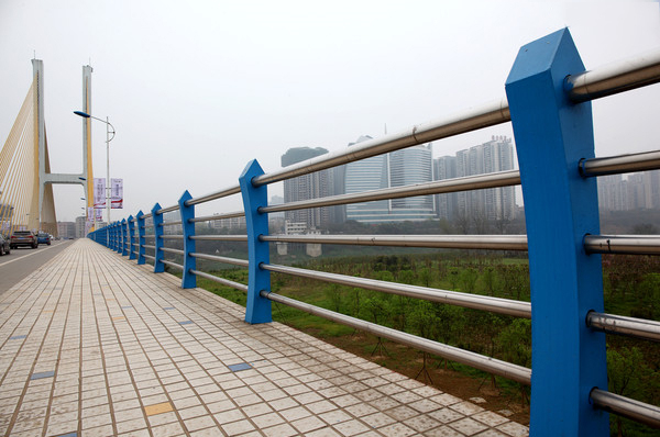 惠州不锈钢桥梁护栏价格小幅下跌