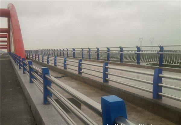 惠州不锈钢桥梁防撞栏杆